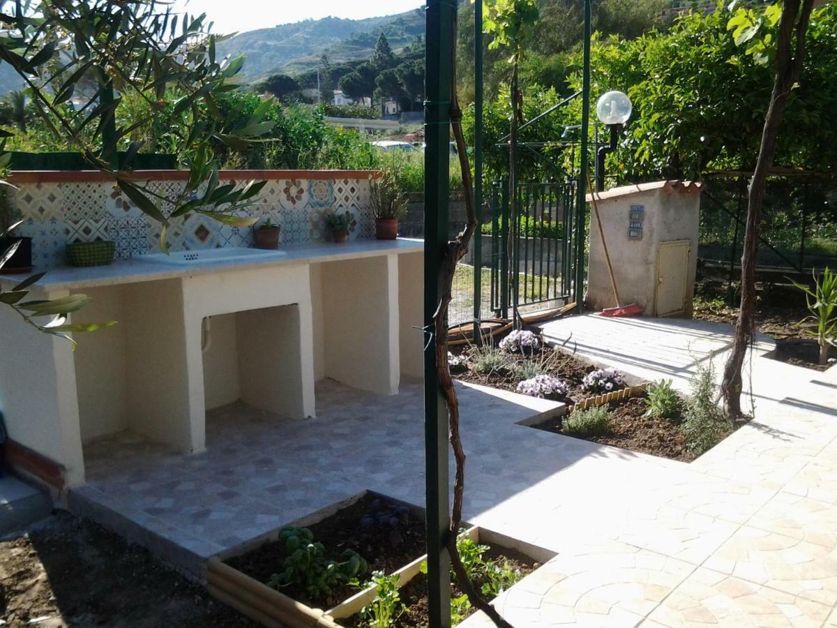 Fabiene Familyholidays Gelsonia Cefalù Dış mekan fotoğraf